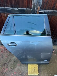 Dvere golf 6 zadni prave a leve - 4