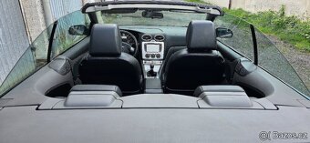 Ford Focus Cabrio 2.0i . Výměna možná - 4