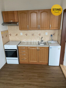 Nabízíme vám k pronájmu byt 2+1 na sídlišti Jihových, 134233 - 4