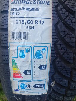Bridgestone 215/60 R17 Zimní - 4