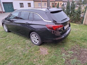 Opel Astra Sports Tourer 1.6 CDTI,facelift,velka vybava - 4