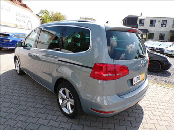 Volkswagen Sharan 2,0 TDI 130kW BMT Highline PANORAMA - 4
