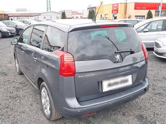 Peugeot 5008 1.6 HDi , 80 kW nafta, 2010 - 4