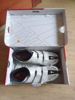 Tretry Specialized sport rd - 4