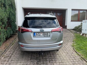 Toyota RAV4 Hybrid, 2,5 e-CVT 145 kW AWD Selection - 4
