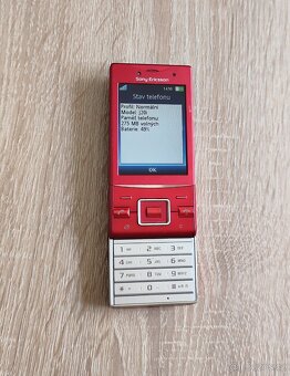 TLAČÍTKOVÝ MOBILNÍ TELEFON SONY ERICSSON J20i - 4