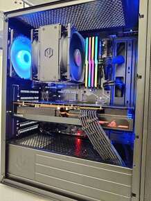 i7 11700, RX 6800 XT, 32GB DDR4 2666MHz, 1TB NVMe - 4