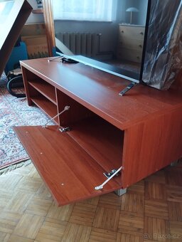 Televizní stolek - 4