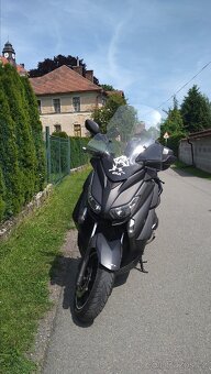 Yamaha XMAX 400 - 4