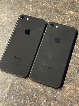 Apple iPhone 8 64GB černý, bat. 88% - 4