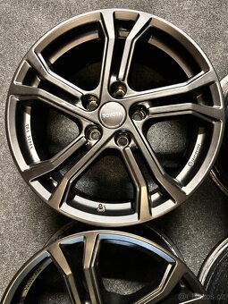 5x114,3 R17 originál Toyota RAV4 - ET 45 - 4