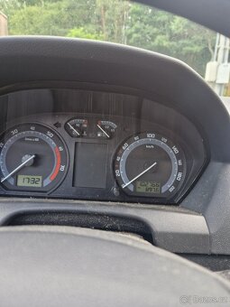 Prodám Škoda Fabia 1.2 htp 40kw 2006 - 4