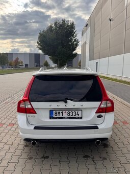 Volvo V70 2.4 D5 158kw R-design AWD automat - 4