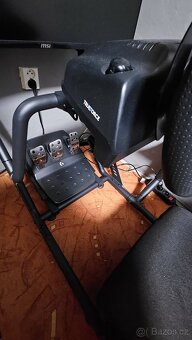 Volant s pedály a řadící pákou + Konstrukce - 4