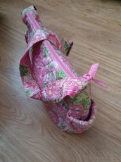 Kabelka americké značky Vera Bradley růžový vzor TOP - 4