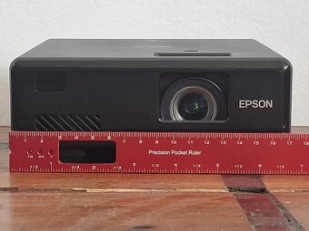 Projector Epson ef-11 - 4