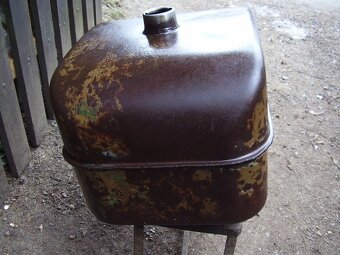 Prodám nádrž Zetor 15 - 4