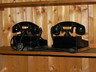 Staré telefony - 4