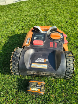 Robotická sekačka Worx Landroid M700 WR142E + kabel - 4