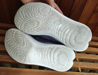 UNDER ARMOUR vel.37,5 - 4