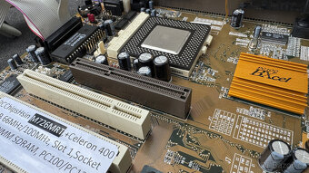 RETRO deska PCChips - M726MRT - Socket 370 a Slot 1 - 4