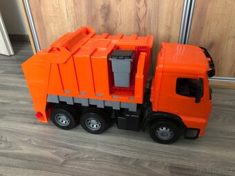 Lena, Mercedes popeláři, popelářské auto - 4