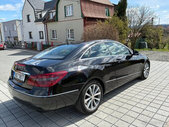 Mercedes E 220 cdi kupé automat - 4