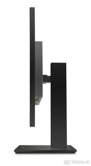 HP Z32 4K UHD 3840x2160 profi dokovací monitor 65W - 4