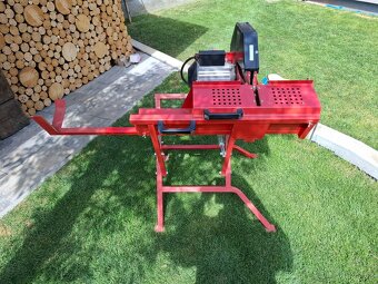 Okružní pila Hecht 8220 - 4