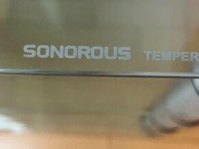 Prodám stolek pro HI-FI komponenty Sonorous - 4