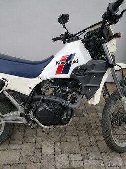 Kawasaki Kl 600 R - 4