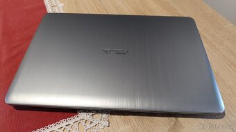 Notebook ASUS A540B - top stav, 3 roky starý - 4
