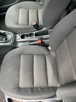 PRODEJ AUTOMOBILU ŠKODA OCTAVIA SPZ 8B5 9021 - 4
