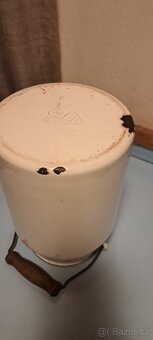 Smaltovaná bandaska na mléko - 4