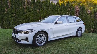 BMW 330e touring xdrive - 4