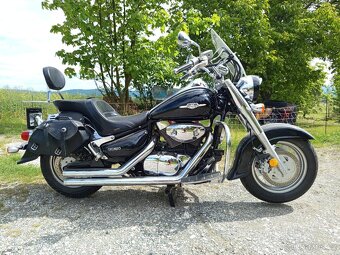 Suzuki Intruder 1500 Boulevard - 4