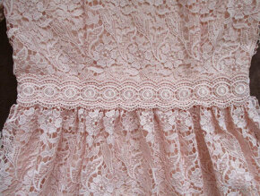 Společenské šaty krajkové meruňkové Orsay M 38 - 4