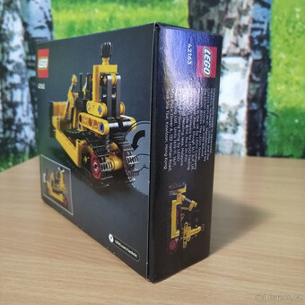 Lego Technic 42163 Těžký buldozer NOVÝ - 4