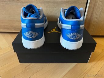 Air Jordan 1 Low "True Blue Cement" - 4