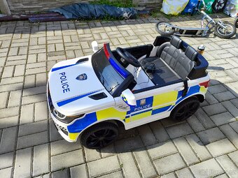 Elektrické autíčko Policie - 4