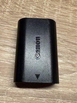 Canon nabíječka LC 6E6 + baterie LP E6 - 4