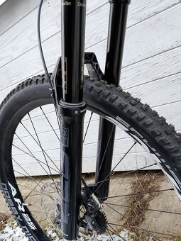 GIANT Reign - mullet 29"/27,5"- rám S - 4