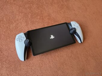 PlayStation Portal - 4