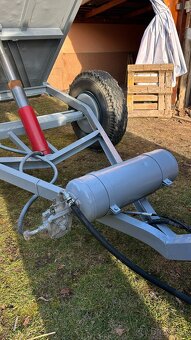 Dvoukolový vlek za traktor - 4