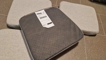 Sedáky na židle - Ikea - 4