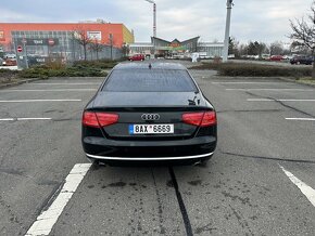 Audi A8 4.2 TDI - 4