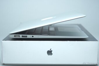 ZÁRUKA/Macbook Air 13.3"/I5 1.6HZ/8GB RAM/128GB SSD/CZ - 4