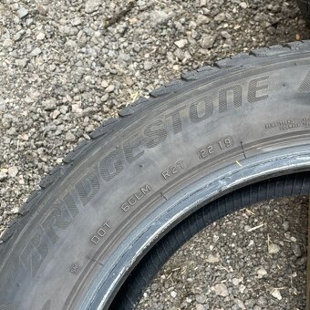 Letní pneu 215/55R17 94V Bridgestone - 4
