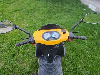 Skútr 50ccm - 4