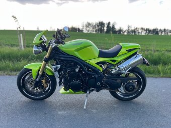 Triumph speed triple 1050 - 4